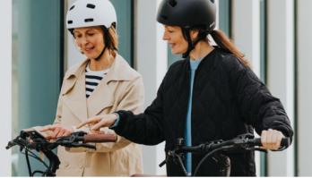 Zo pas je de tijd op je e-bike display aan!